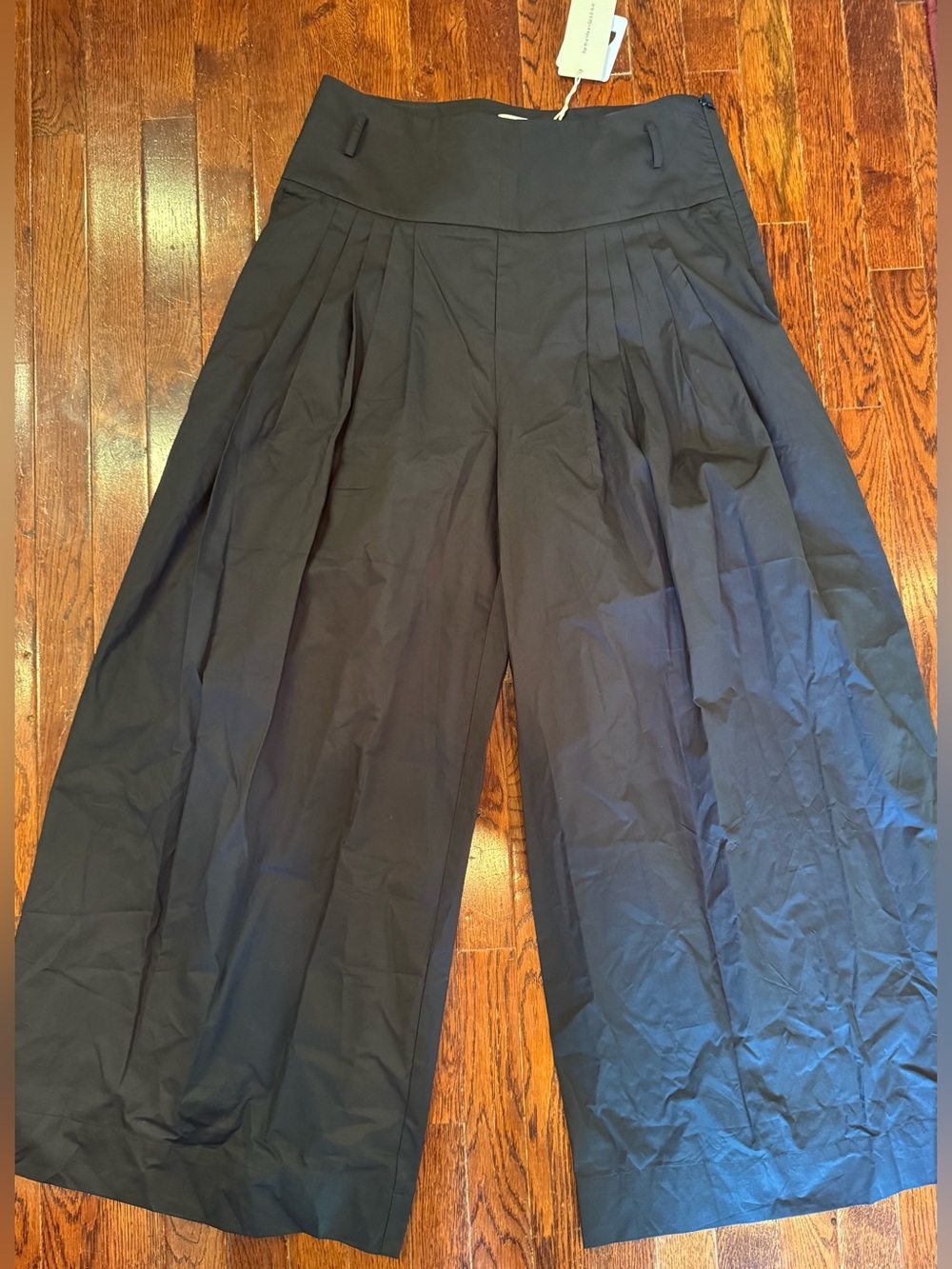 NWT COMMENSE Black Pleated Wide Leg Culottes Pants Dark Academia Minimalist XL